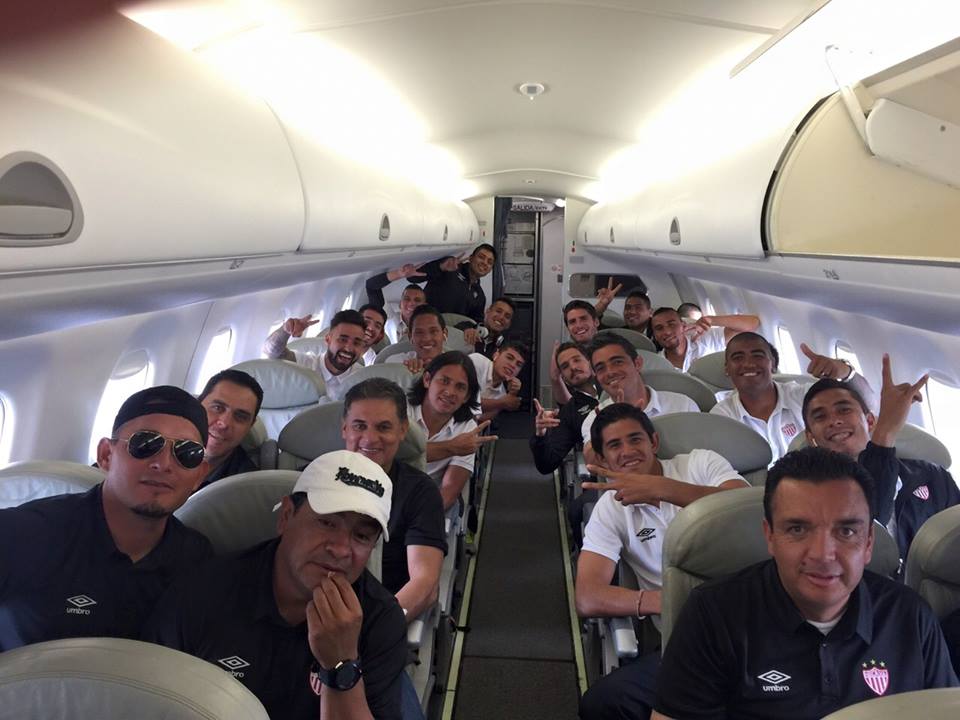 RayomaniaNecaxa's tweet image. #AscensoMX Apertura 2015 - Jornada 1 | #Necaxa ya se dirige a Quintana Roo, para mañana enfrentar al Atlante.