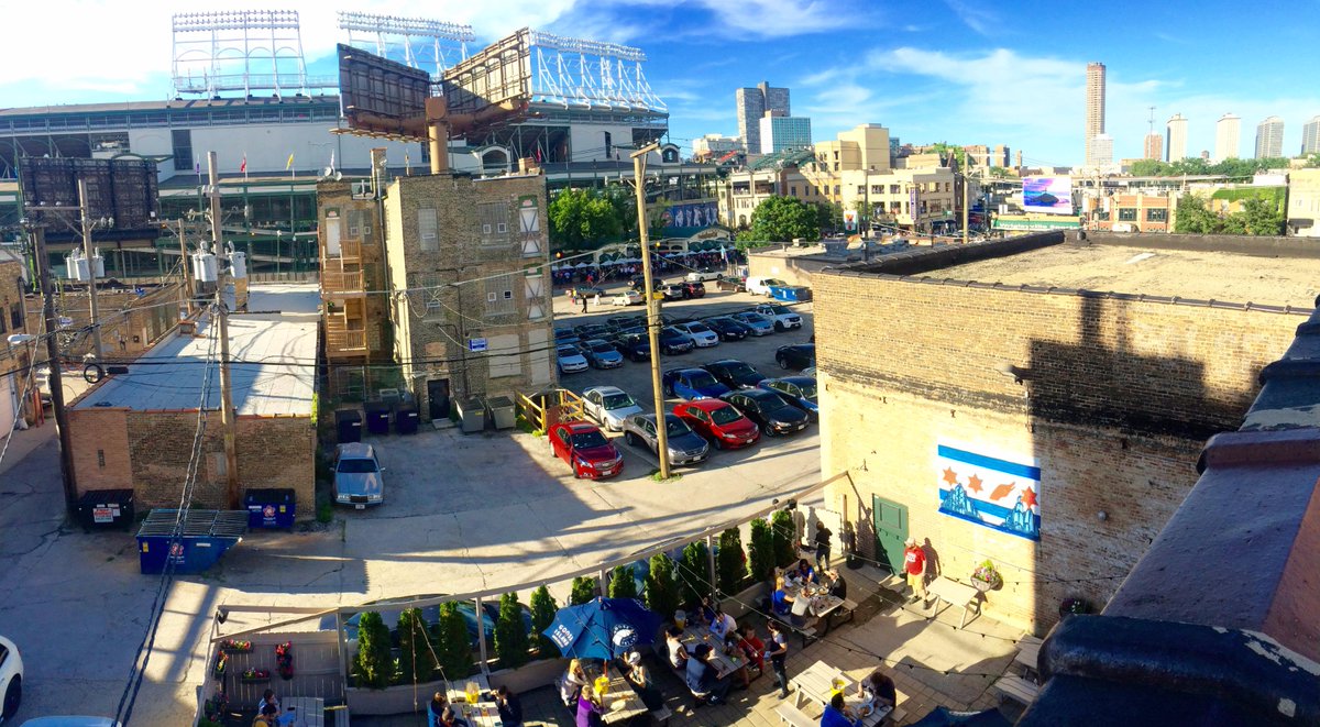 #GooseBeerGarden is open! $3 cans 312 Wheat/Pale &amp; $7 Cheddar Burgers! And we've got ping pong and bags! Cheers!