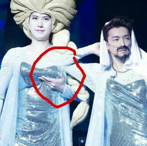 justriyan_'s tweet photo. My #TeenChoice for #ChoiceInternationalArtist is #SuperJunior! http://t.co/PgnzSaHBbd