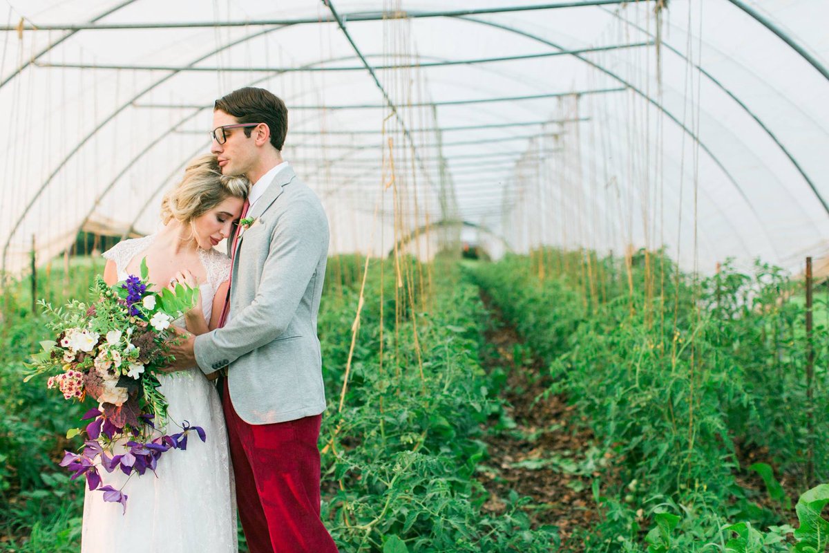 elscards's tweet photo. Looking forward to seeing more from this #botanicalinspired photoshoot we were part of! @kivalo @daisies_pearls http://t.co/IXGbgjoP1P