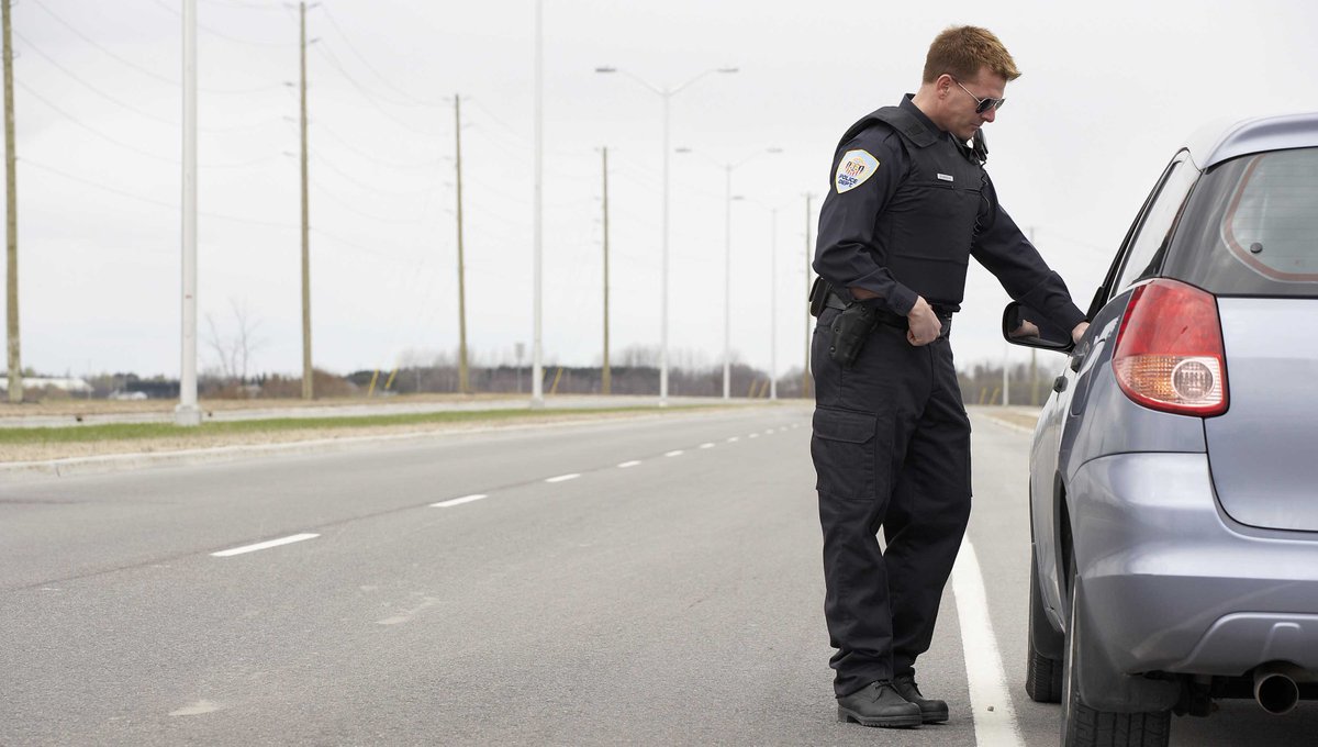 TheOnion's tweet photo. Ticketed Motorist Pointing Finger Just The Green Light Cop Needed http://t.co/QGtTOX7LUH http://t.co/pamerNvkO9