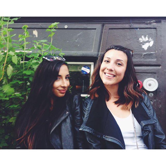 Don't eat the poison berries 🍒 http://t.co/eQkInNR7eR http://t.co/gEbmxjmFMw<a href="/tag/sandcastle"class="tags"><span>#sandcastle</span></a>