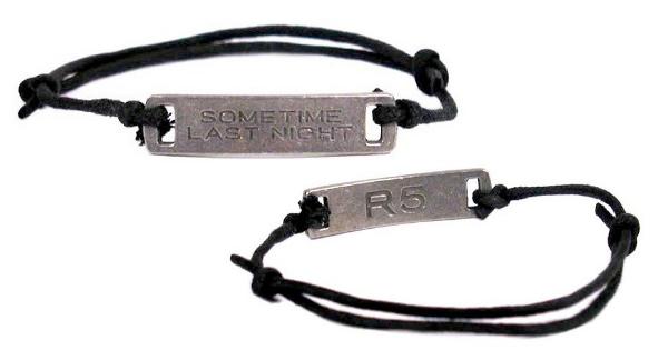 R5OnlineStore tweet picture