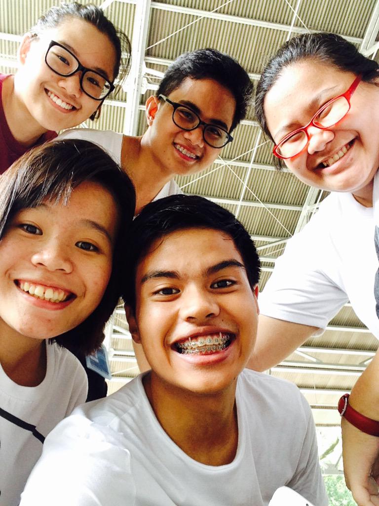 FlominicDores's tweet photo. @kiiimmmchi @denisse_sibs @Sthorned #SOSECamp http://t.co/22mZoKV9fb