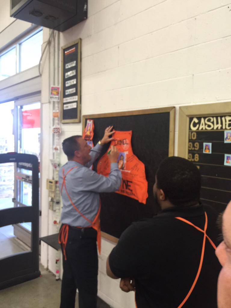 Home Depot on Twitter: "Great Walk with Aaron Flowe and Brian ... Home Depot on Twitter: "Great Walk with Aaron Flowe and Brian ...