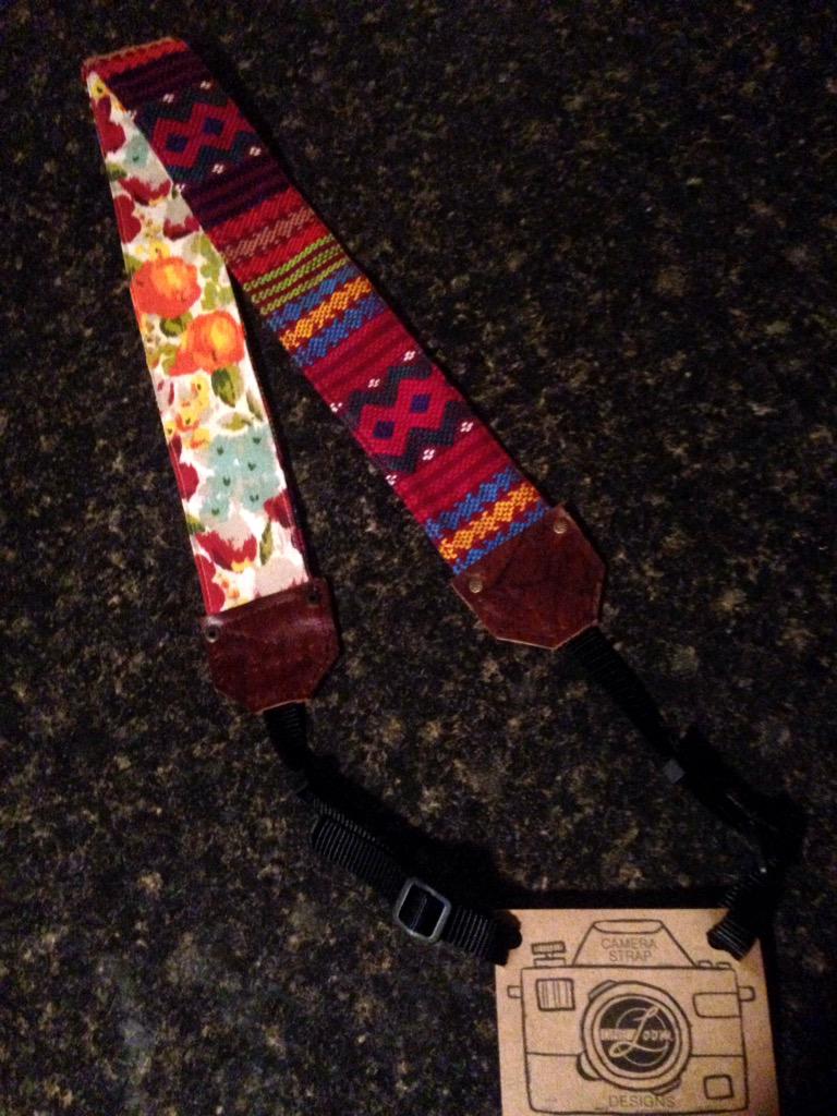 OneLoomDesigns's tweet photo. Tagging new product for fall today. Hope y'all love it! #camera #photography #oneloomdesigns http://t.co/zY0RFUrtq3