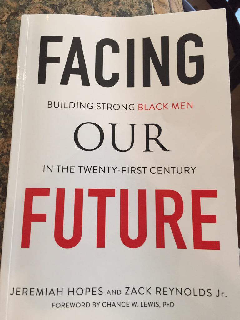uchangenow's tweet photo. Breaking bread with @facingourfuture. Check out new book. Serious edition to the work related to #QuantifyHope. http://t.co/4elvQmnTFB