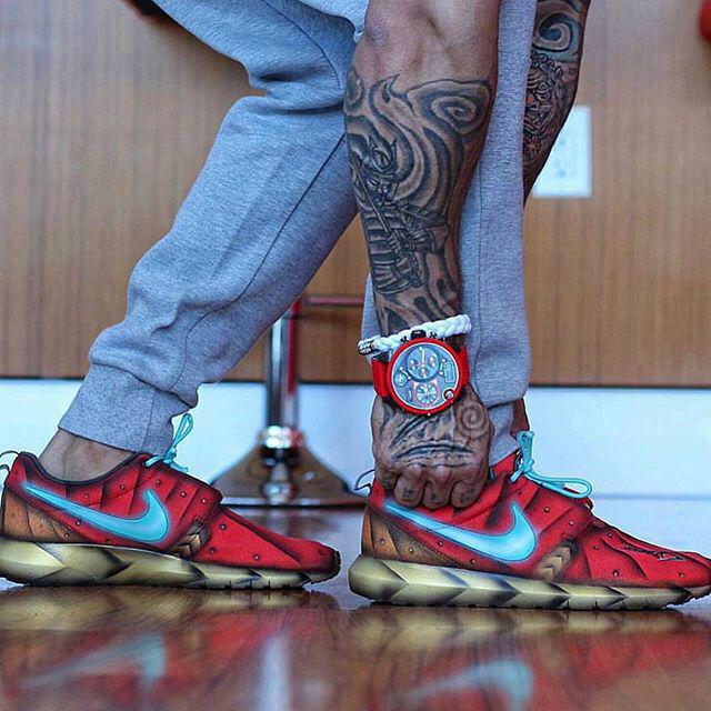 Real Sneakers 👟 on Roshe Run 'Iron Man' Custom http://t.co/l5FDKEx7YB" /