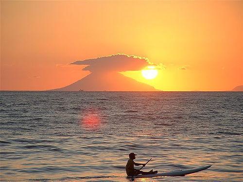 Mencintai pekerjaan yang kamu lakukan sangat penting. Sebab, hal itu bisa membuahkan hasil yang berkualitas. #Morning