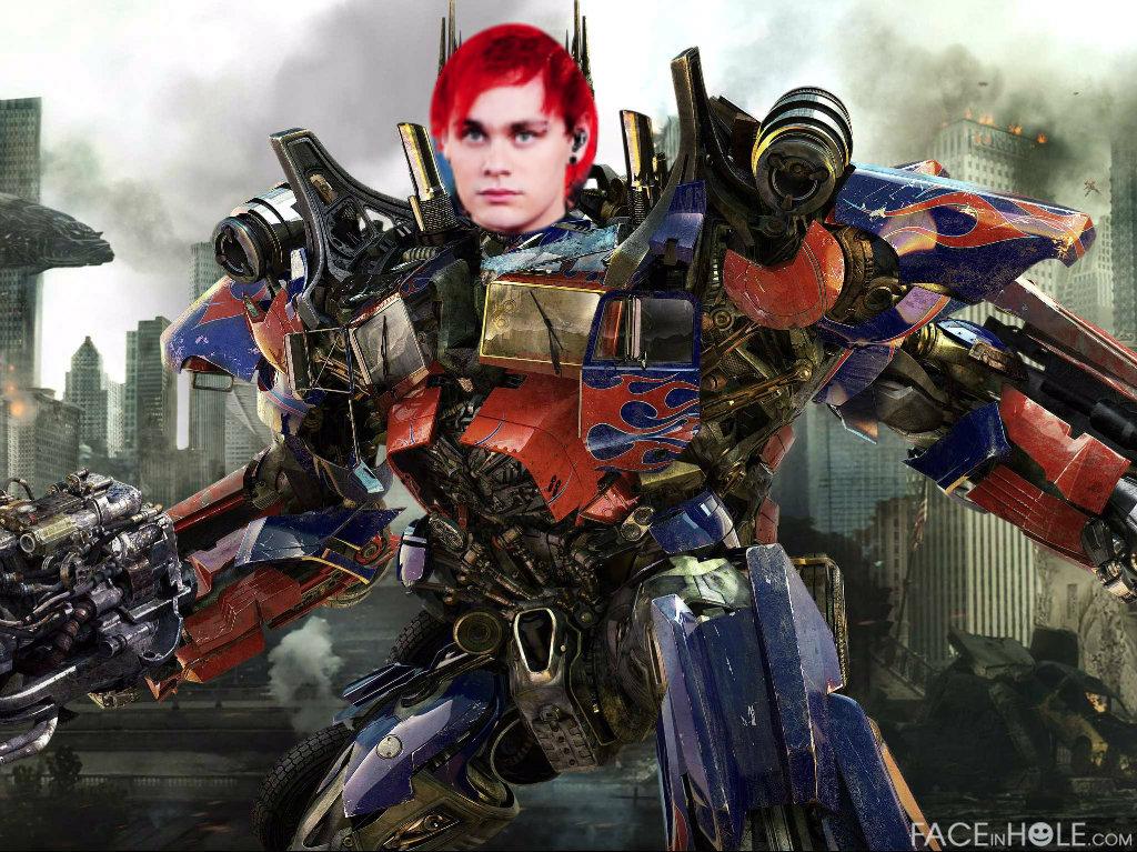 LukeRHsButtocks's tweet image. Guys please notice my #SOSOBOTS / #AUTOSOS from the TRANSOSMERS MOVIE 
hoodlebee, clifftomus, irwinhide, hemmatron