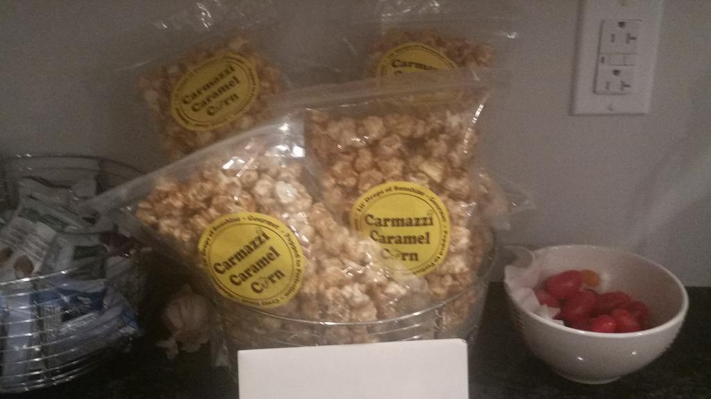 Best house warming present ever 4 #CasaDeCoop. <a href="/CarmazziCorn/">CarmazziCaramelCorn</a>! U know it <a href="/MeganCarmazzi/">Megan Carmazzi</a>