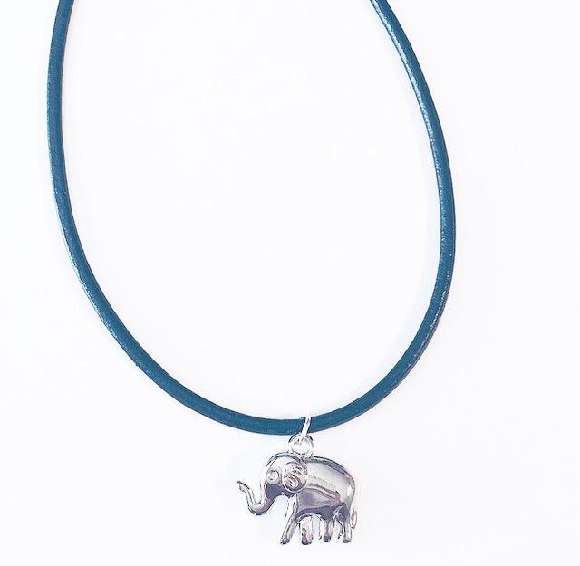 NotGirlyThingss's tweet image. Use promo code "sns" for a discount on your whole order 💖⭐️

stargazejewelry.com