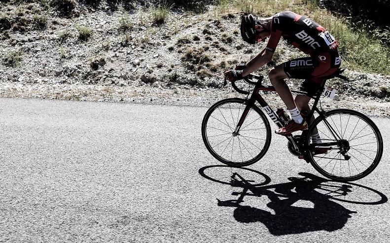 JoanSeguidor's tweet photo. El síndrome Van Garderen http://t.co/VIuDTHldUe by @JoanSeguidor #TDF2015 con @SantaFixie http://t.co/ZBlBoRXWIK