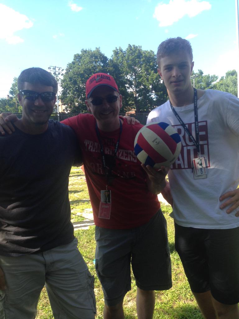EdleAHilton's tweet photo. #efcamp #efscavengerhunt1 http://t.co/uV4px4bIdA