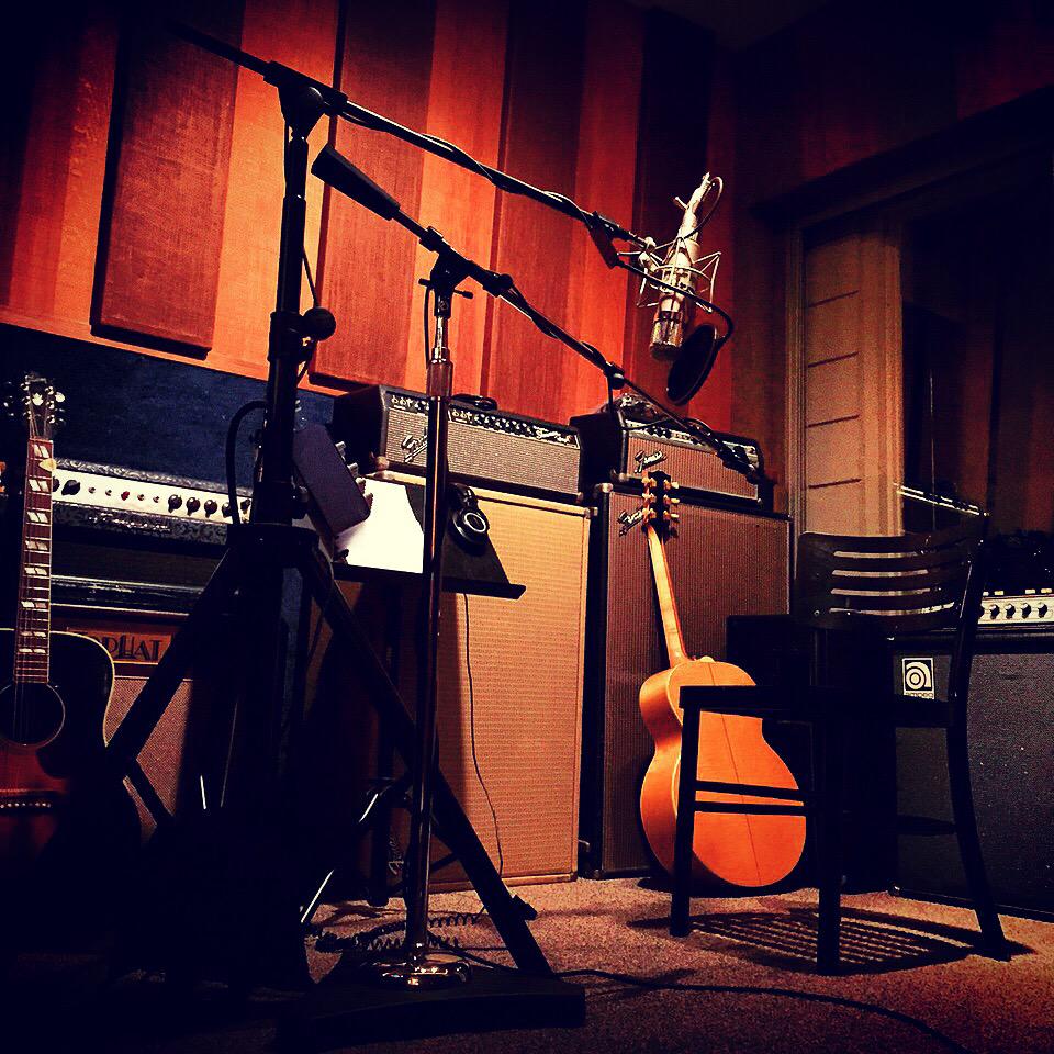 Follow my studio ! <a href="/BlvdRecording/">Boulevard Recording</a>