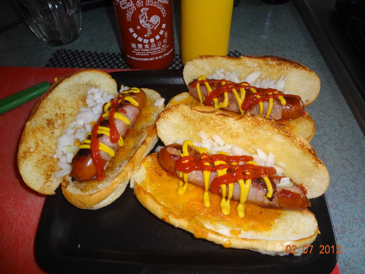 is it still hot dog day?  #hotdiggity #bacon