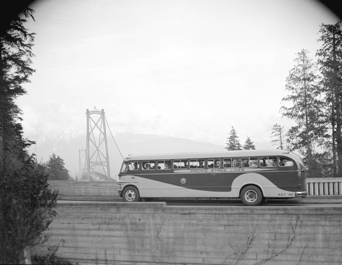 TransLink's tweet photo. What a view! A trip on this Pacific Stage Lines coach in 1945 would have been a scenic ride! ^lt #tbt #transit125 http://t.co/TftlZWu4kr