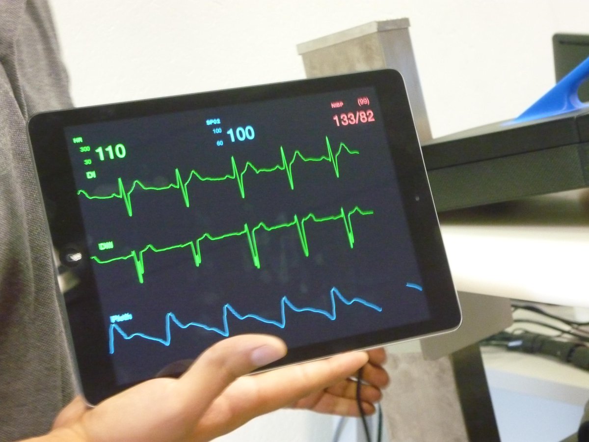CiudadUNE's tweet photo. Esta plataforma hará parte de la 2da fase de #Telesalud la cual se desarrollará durante este segundo semestre de 2015 http://t.co/HXoE6jNVzz