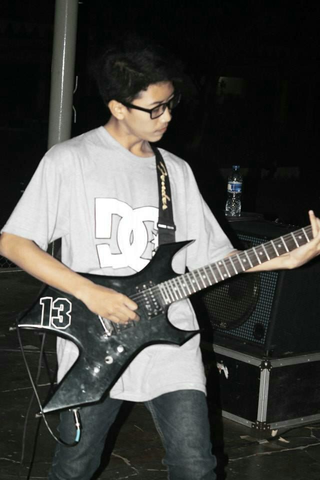 Selamat ulang <a href="/PratamaPutra_DC/">Riyan Pratama Putra</a> gitaris inti kita doa nya baik baik.keep solid ,komitmen dan setia pada kami
