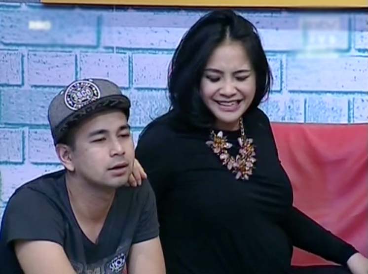 yukylova_04's tweet photo. Pada merem semua tinggal lari ajah http://t.co/rGfgaovmBp