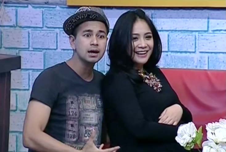 yukylova_04's tweet photo. Tuhan ciptakan aku.. Tuhan ciptakan kamu... http://t.co/Vny2zrRIHG