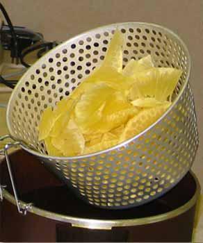 ScrewPineMV's tweet image. Bambukeyo chips NOW! Fresh, crunchy, yummy and ready to order! #Breadfruit  #AuthenticMaldivianDelicacies #ScrewPine