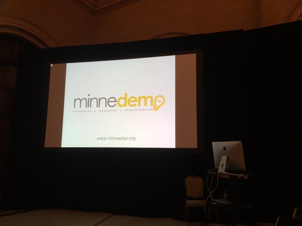 ndrewlopez's tweet image. Swag, beer, tech. My 3 favorite things! #minnedemo #pezigns #nerdplanet #workoutloud