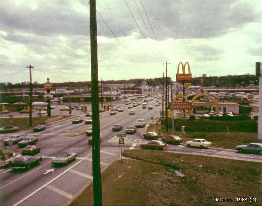 PlottimirP's tweet photo. Macon Rd. in 1984 http://t.co/kPUmYCBnVe