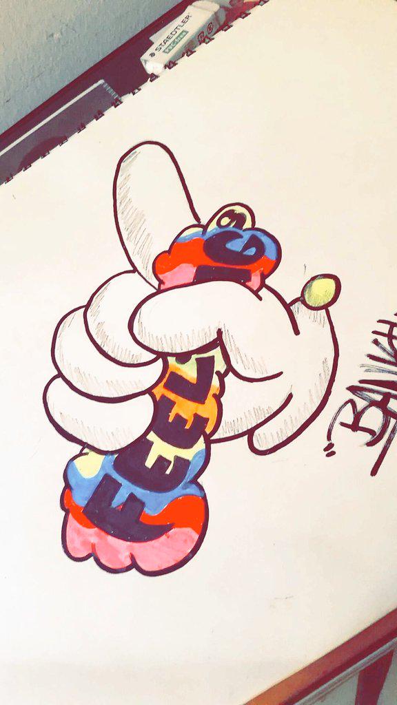 BOYONLENNOX's tweet image. When I get a ✏  in my hand this happens