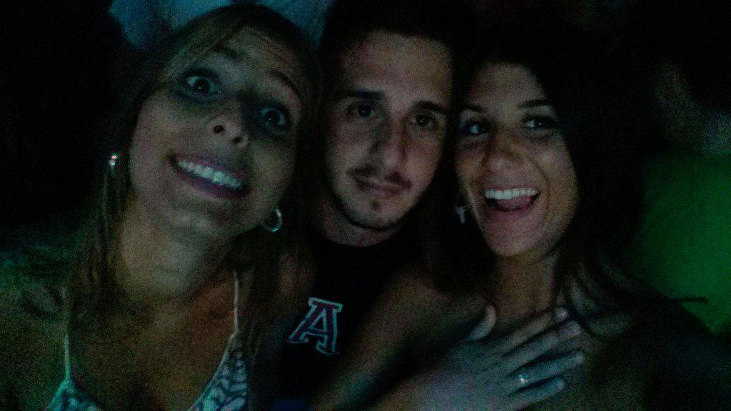 daboleto's tweet photo. @AUrdiales @javiliyo21 @angelaayora os quiero! http://t.co/jgAHRonWAL