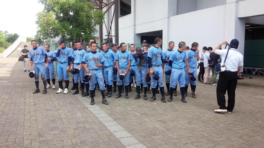 鈴木寿希也 徳島北高校野球部全力で応援する鈴木寿希也です 今日は徳島北高校vs阿南工業があるので実況していきます 徳島北高校の皆さんはrtで回して下さい 皆さんで応援しましょう Http T Co Du4i7rtqjc