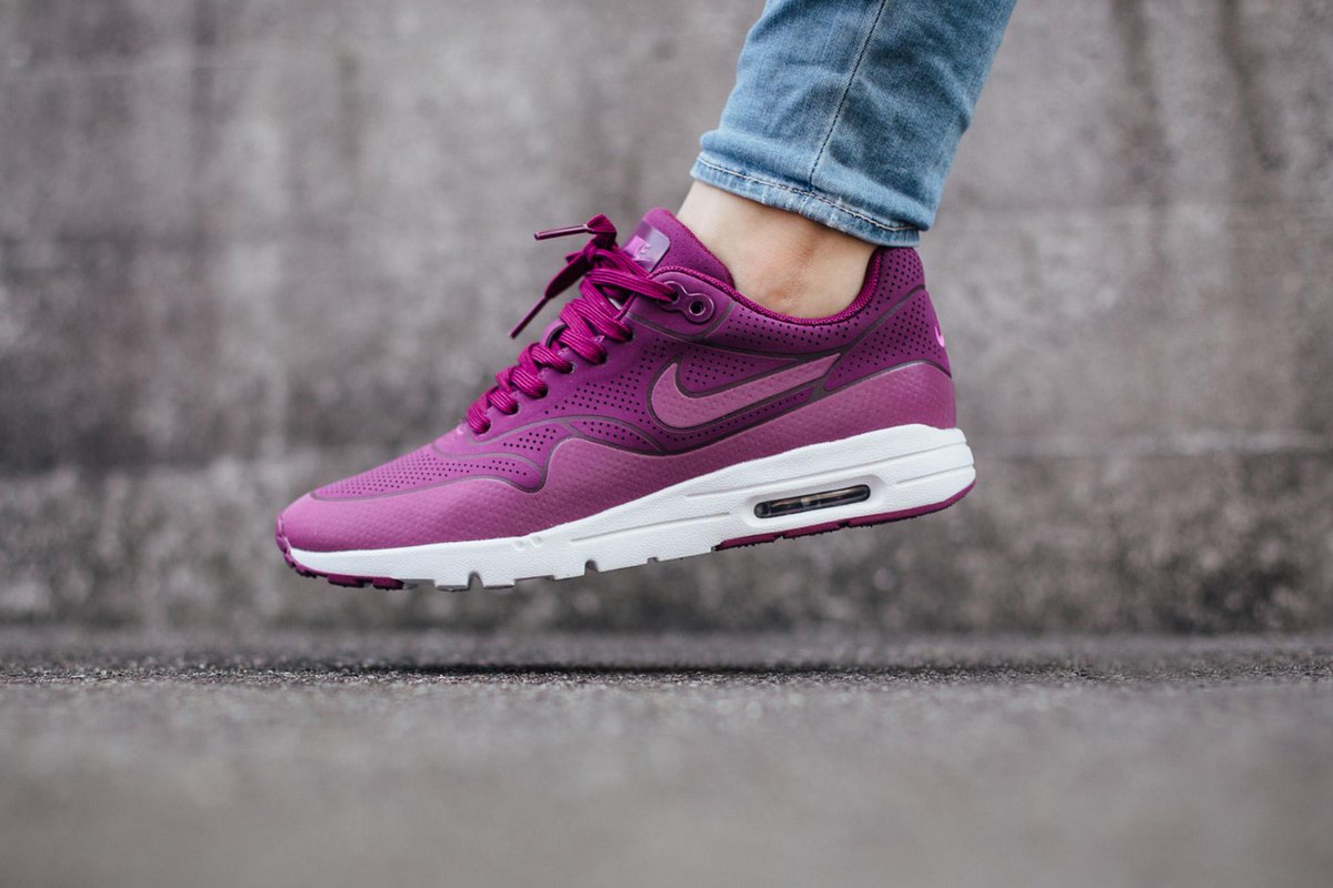 nike air max 1 mulberry