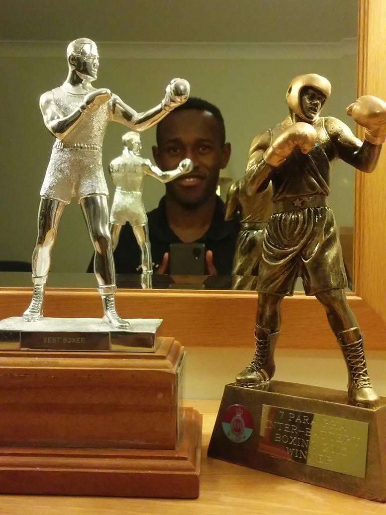 inshyra's tweet photo. #winning #Boxing #5RA http://t.co/byKqKw1c1U