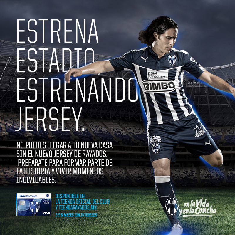 Rayados's tweet photo. Jersey #Rayados de local conserva las rayas verticales azules con blanco, simulando una letra “M” en el pecho. http://t.co/jLQ4s5R4cf