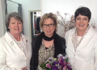 WhiteLadyAU's tweet photo. Clothes4U has opened a boutique in Rosebud to help disadvantaged women take back their life: http://t.co/83TrpztpRC http://t.co/uejZXsija4