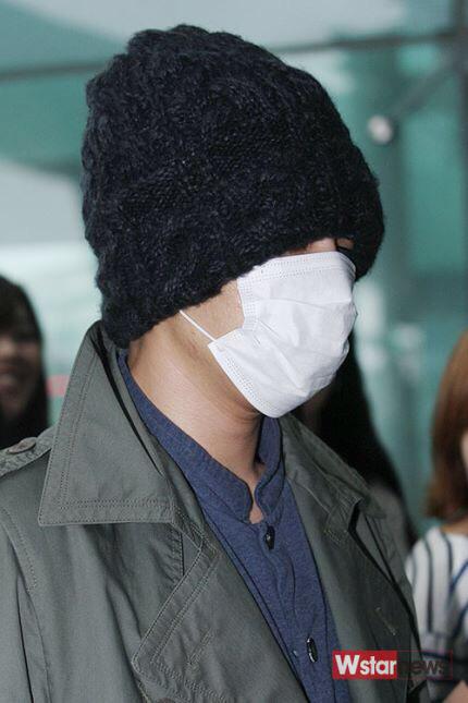 utopia_871104's tweet image. 150724 인천공항 출국 #탑
프레스 사진 모음😘 
다가려도 기럭지가 자기주장하는 티오피♥
#TOP #최승현 #UTOP