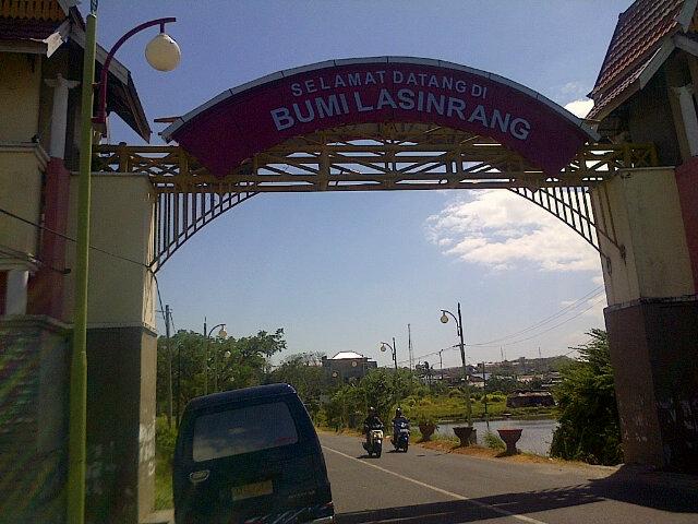 Jalan2Seru_BRU's tweet image. Welcome Bumi Lasinrang cc  @KotaPinrang @Info_Pinrang @infopinrang @KampungPinrang @PinrangNet @AnonimPinrang #admin2