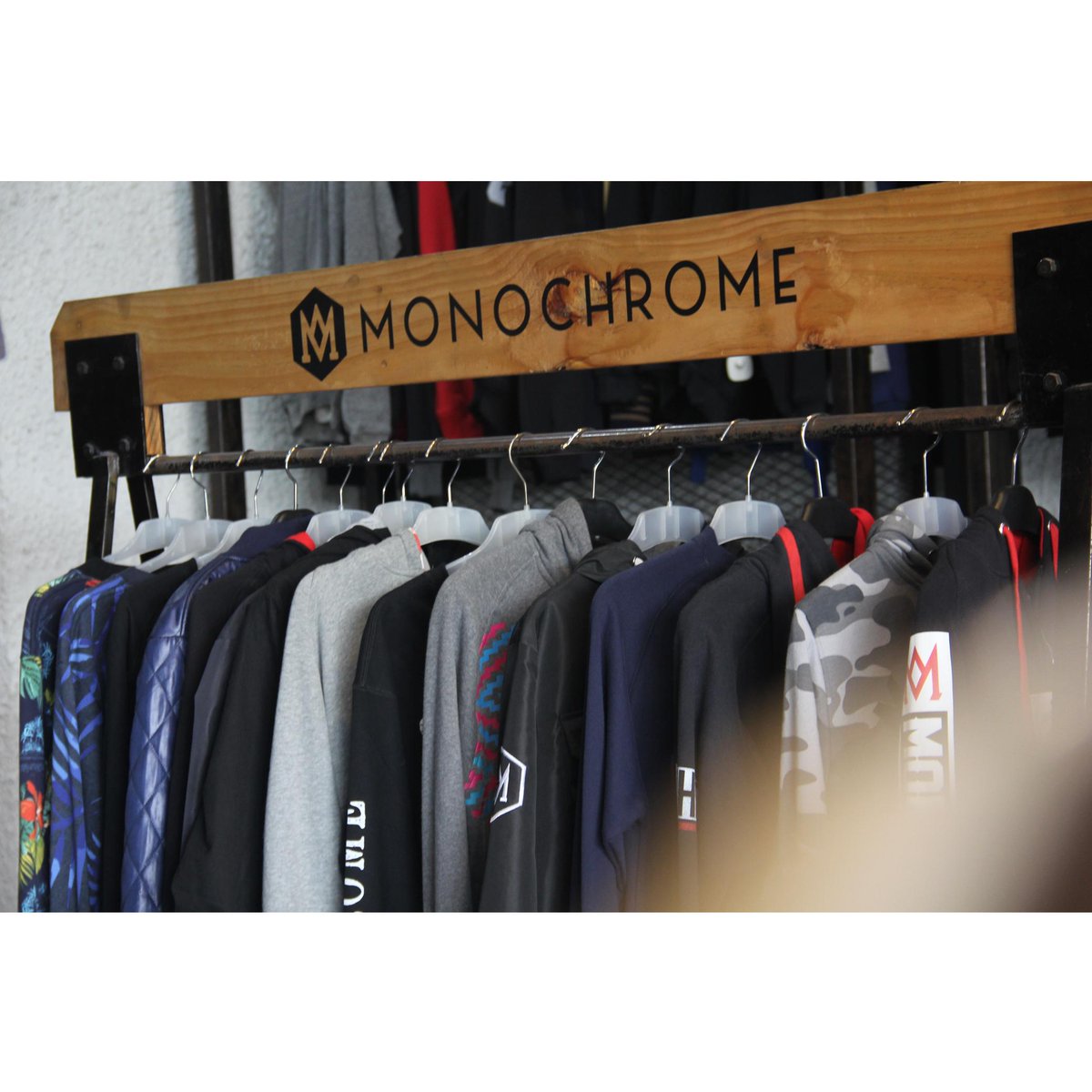 Monochrome Store tweet media