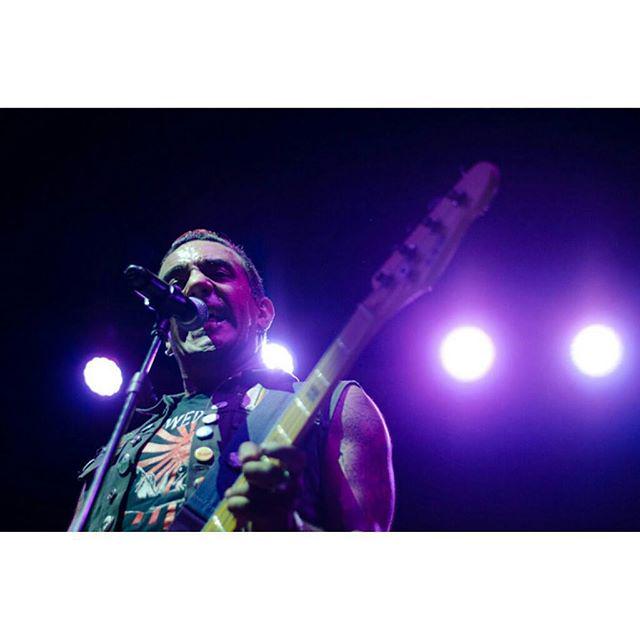 M_U_S_I_C_news's tweet image. @daniel.alvarez9 : instagram.com/p/5gOyeeDkaA/ | Foto a @rocknrollrick de @thecasualties_official  en @4extranosfest p…