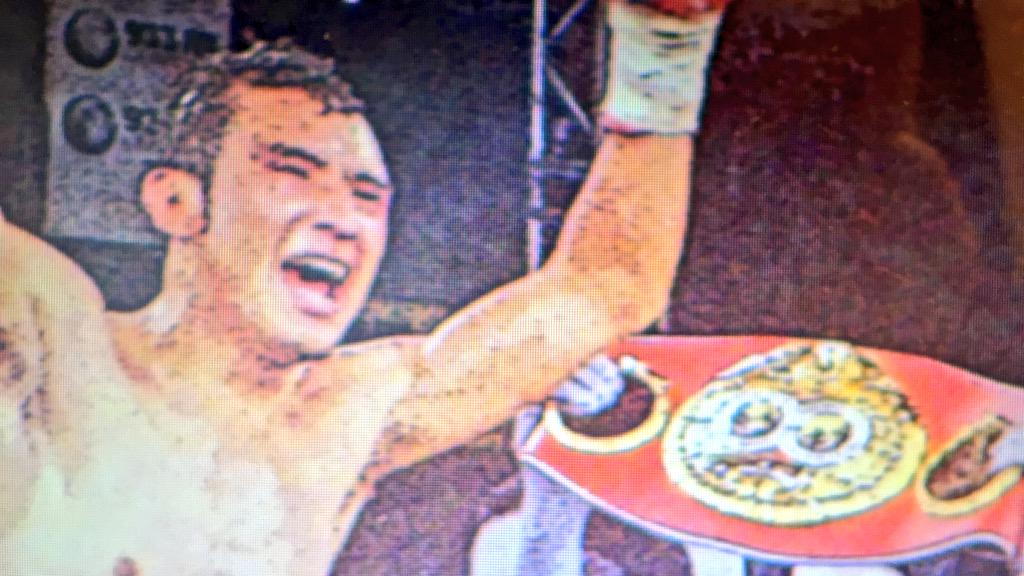 Nos metimos hasta la casa del Zurdito Sánchez que quiere volver a ser campeón y llegar a los más alto cc <a href="/RENE_RP/">RENÉ ROMERO PIZAÑA</a>