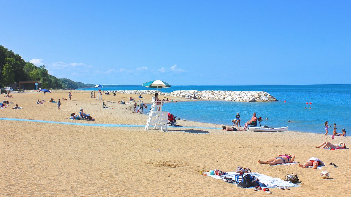 MichaelHeimlich's tweet photo. An afternoon view north along lakefront at restored Rosewood Beach @ParkDistrict_HP @CityHPIL #RosewoodBeach #PDHP http://t.co/F0UEL1j7DT