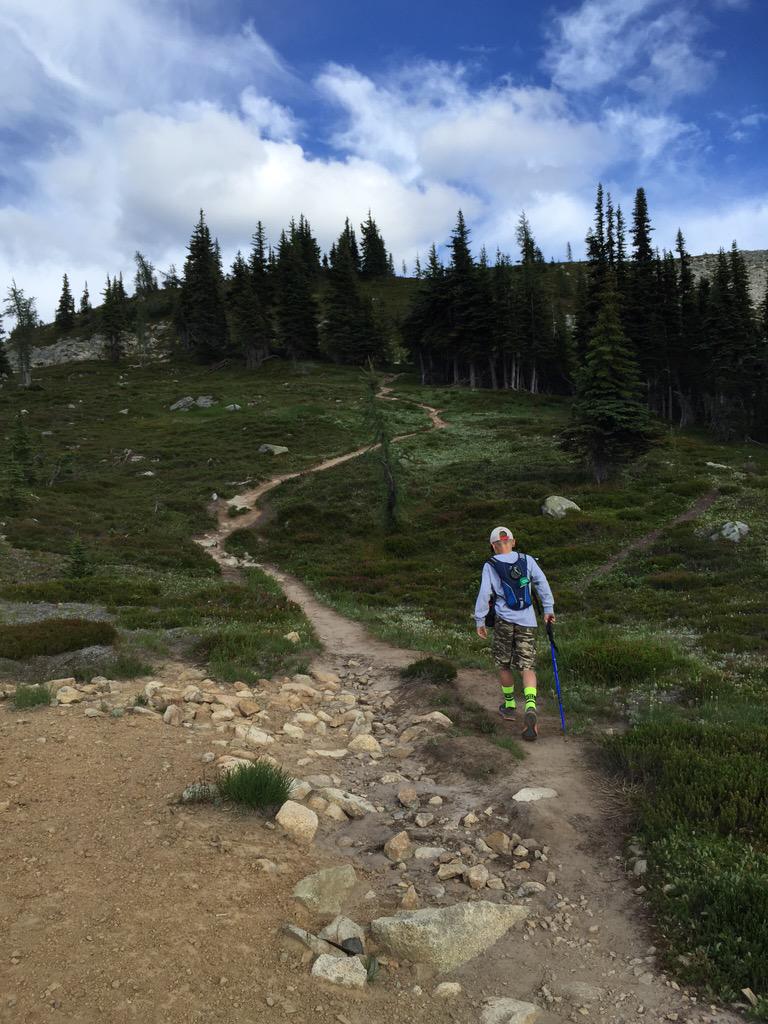 zzsmiller's tweet photo. .@N_CascadeHiking hit #MaplePass today and it was excellent http://t.co/zscE70JScR