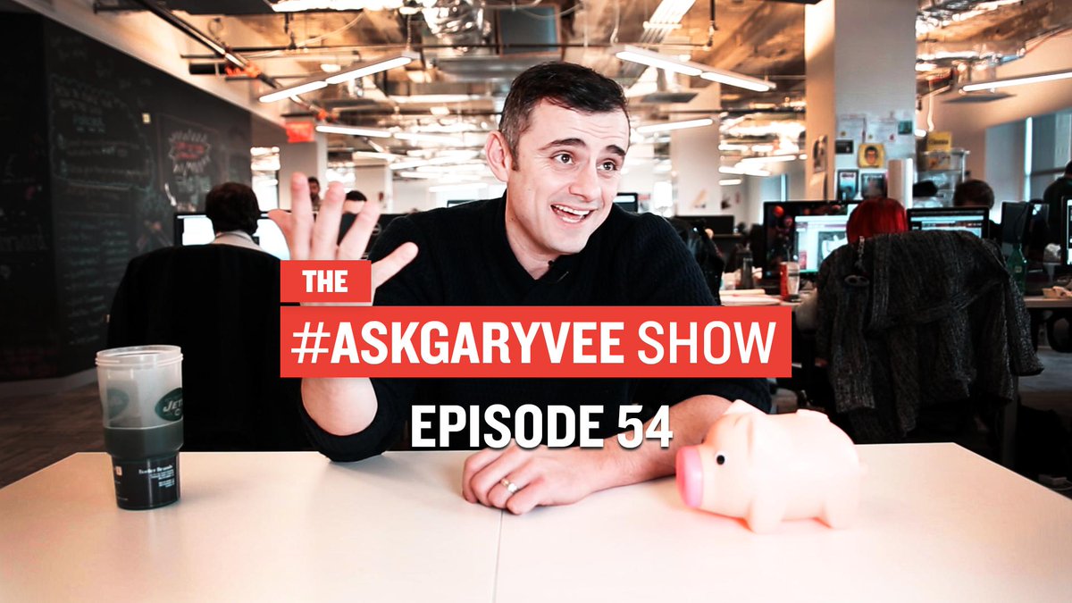 Inc's tweet photo. .@garyvee tells Ashton Kutcher which social platform is dead by 2020 @aplusk http://t.co/myniwP5PDx http://t.co/fzAkxjTcf0