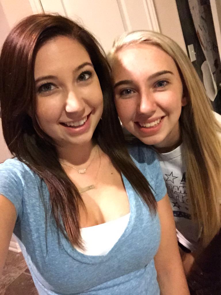 taylornsalazar3's tweet photo. When your hair is as dark as your soul... 😈😇 #kidding #ImTheAngel @makennaramseyy http://t.co/eKRqXokXfB