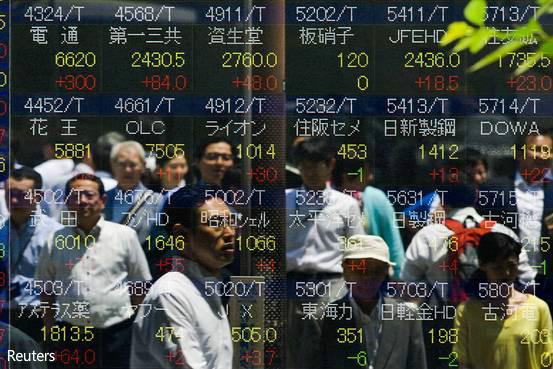 【日本投资者借中国股市暴跌之机买入】- 日本部分投资者已经把近期中国股市的暴跌当成了买进机遇，理由是中国经济的增长机遇众多，虽然中国股市遭到重创，但还是值得投资。 on.wsj.com/1DAmclU