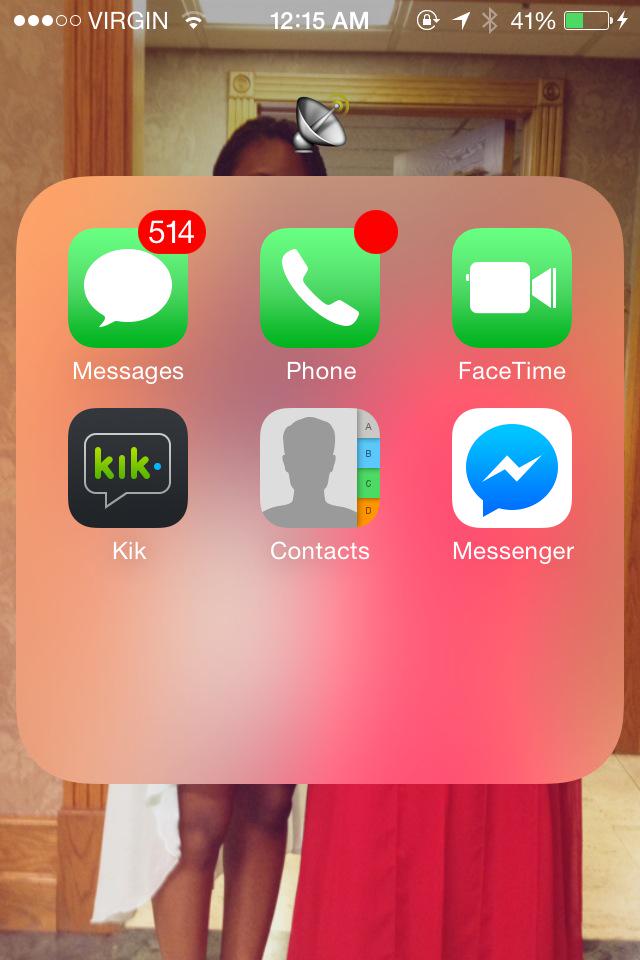 laurynbg__'s tweet image. #groupchatproblems