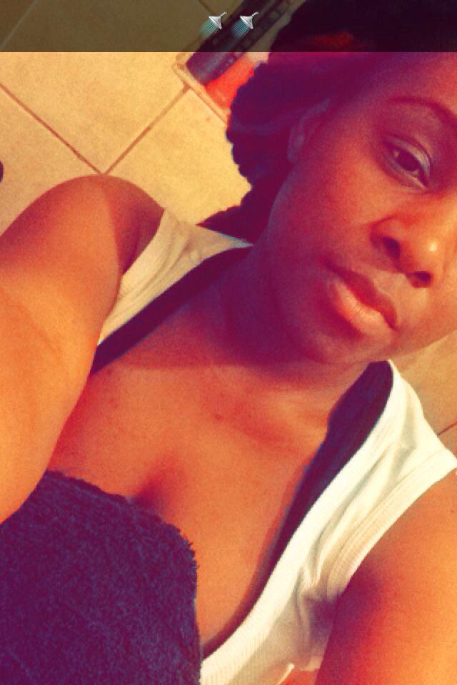 QDaedae's tweet photo. Finna shower SNAP: @qdaedae http://t.co/jkie9afuef