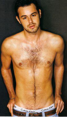   It\s Danny Dyer\s birthday today! Happy birthday Danny! 