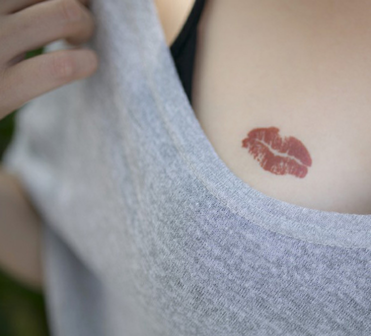 ToponeChoice's tweet image. Temporary Tattoos Red Lips Waterproof Body Tattoo Sticker 

toponechoice.com/health-beauty/…
