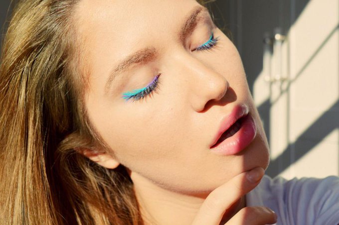 Electrifying makeup on http://t.co/YmTYj6g2dP @FlashmobMakeUp @BlogProgramme #fashionblogger #beauty<a href="/tag/blogger"class="tags"><span>#blogger</span></a><a href="/tag/beauty"class="tags"><span>#beauty</span></a><a href="/tag/fashionblogger"class="tags"><span>#fashionblogger</span></a>
